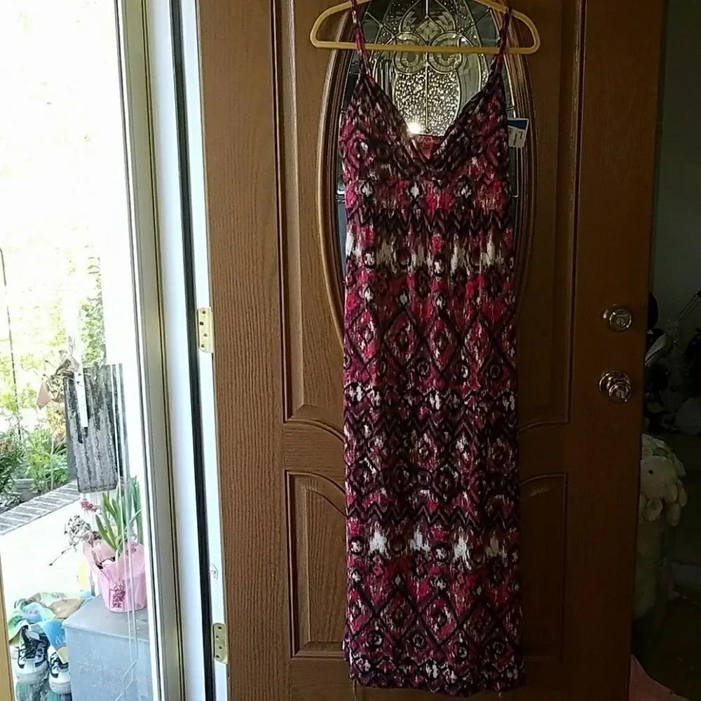 Mix and Co. fuchsia tribal maxi dress Sz. L NWT